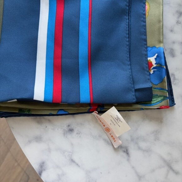 Tory burch silk square scarf - Picture 6 of 6